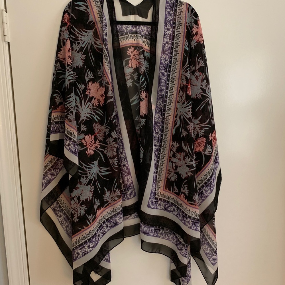 NEVER BEEN WORN Express Cover-UP